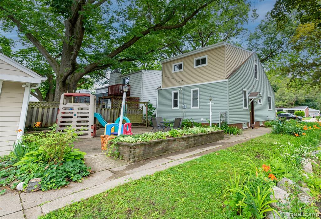 2922 N Main Street