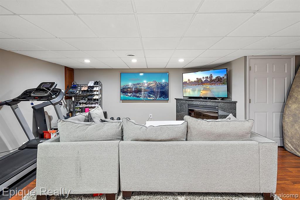 55327 Boardwalk Drive