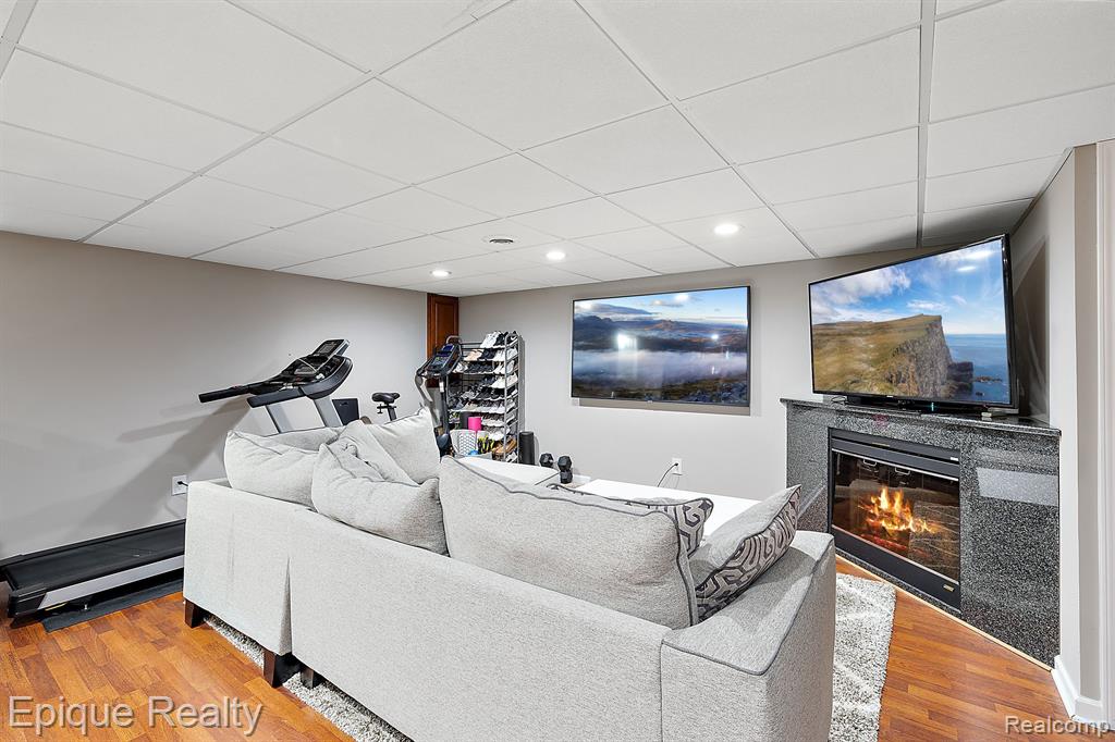 55327 Boardwalk Drive