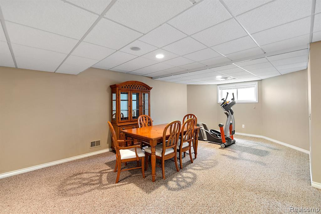 1975 Saint Andrews Drive