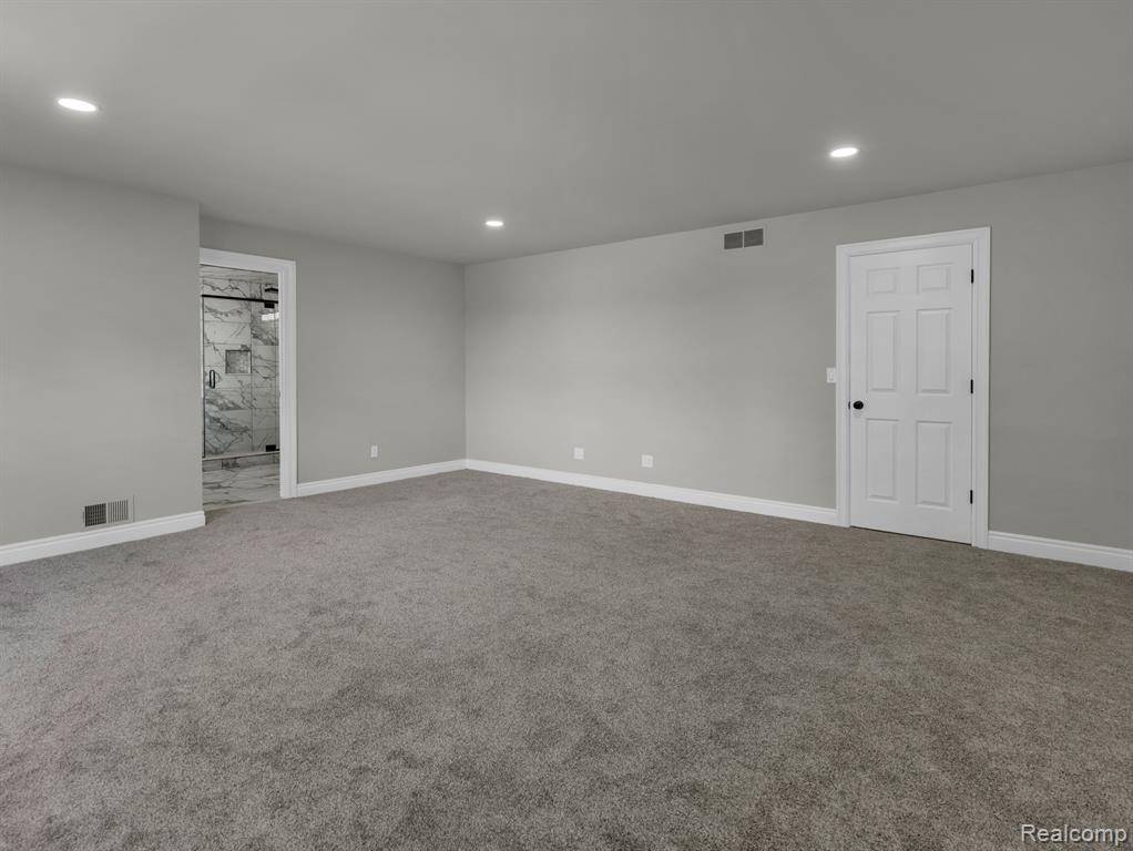 16186 Softwater Lake Drive
