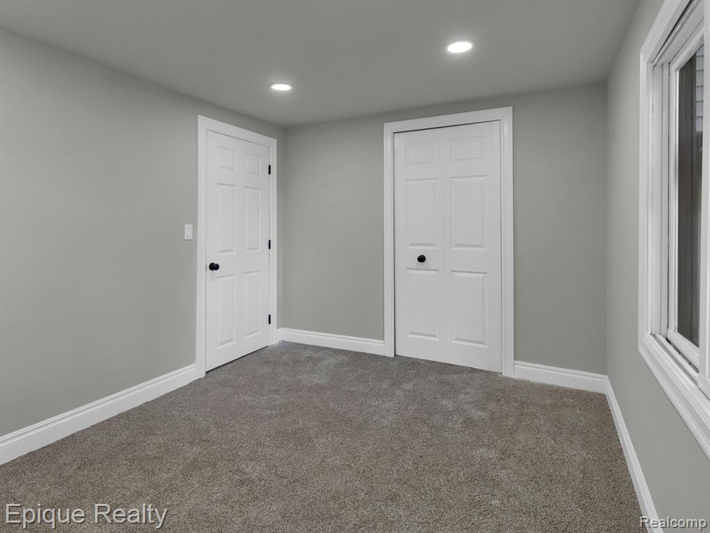 16186 Softwater Lake Drive