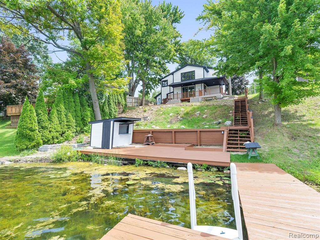 16186 Softwater Lake Drive