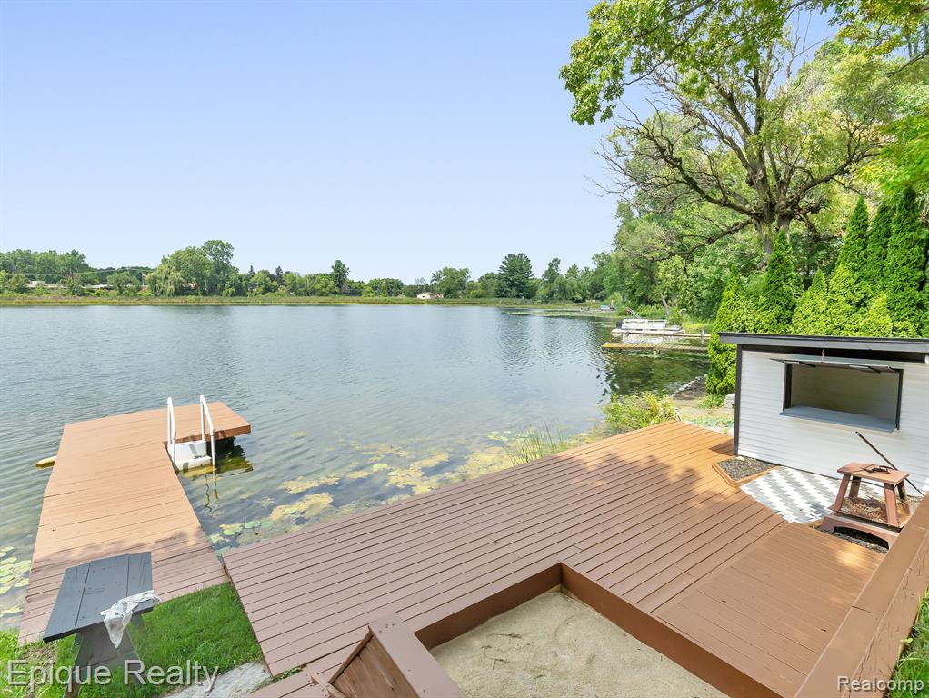 16186 Softwater Lake Drive