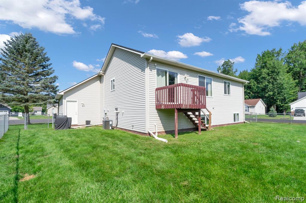 2304 Eagles Nest