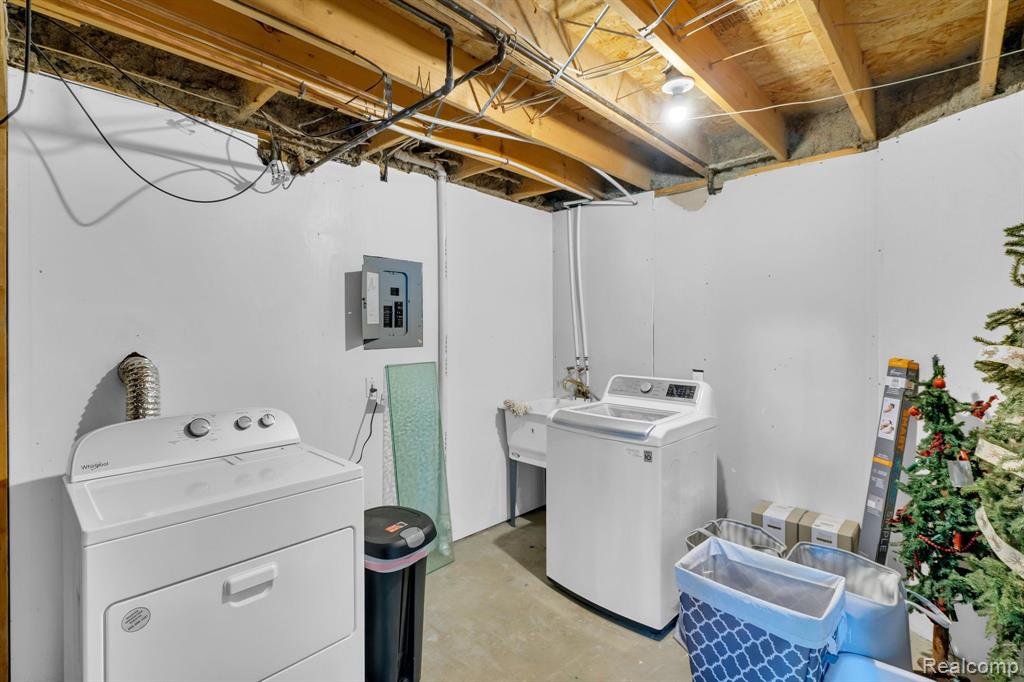 2304 Eagles Nest