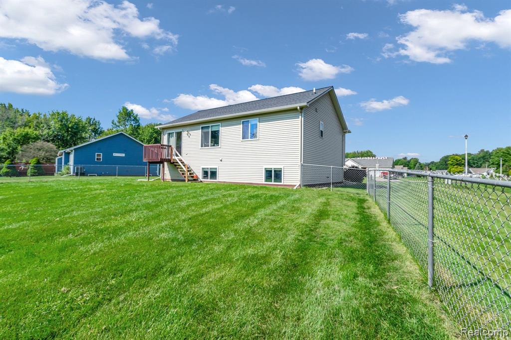 2304 Eagles Nest