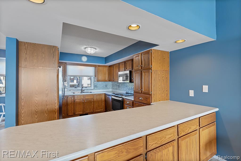 1715 N River Road # 71