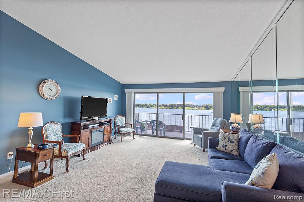 1715 N River Road # 71