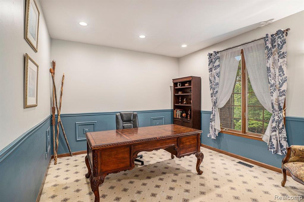 5082 Walnut Hills Drive