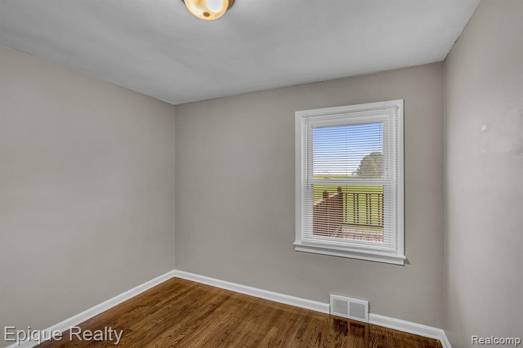 1024 Capac Road
