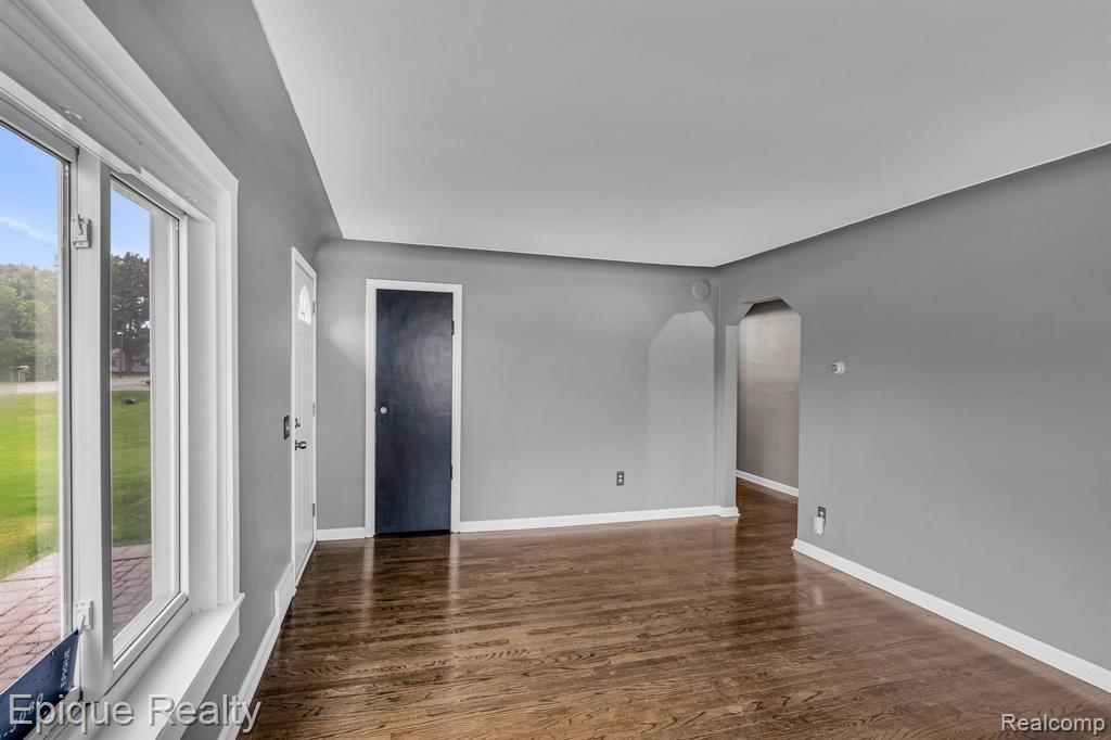 1024 Capac Road