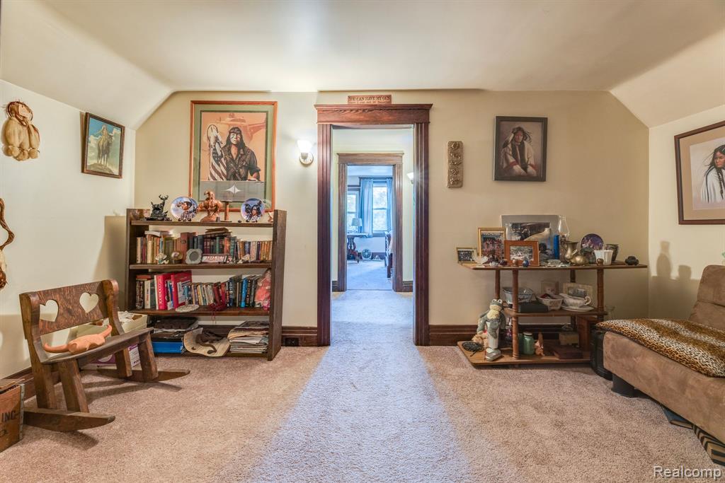 7139 Main