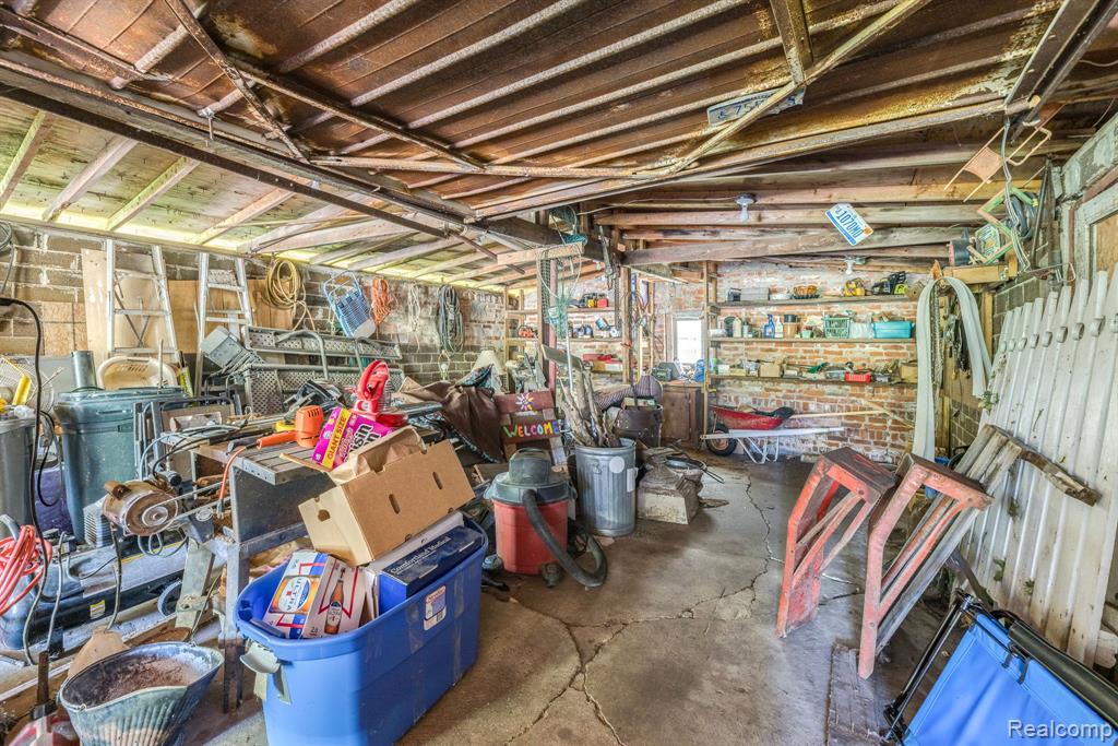 7139 Main