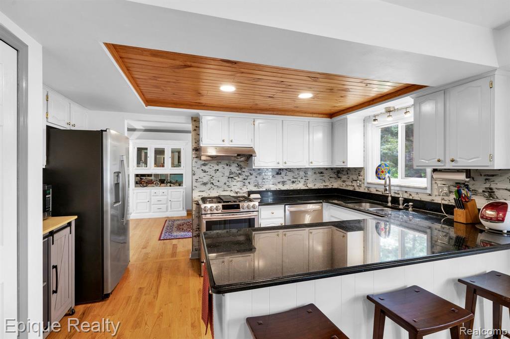 4102 Cherrywood Drive