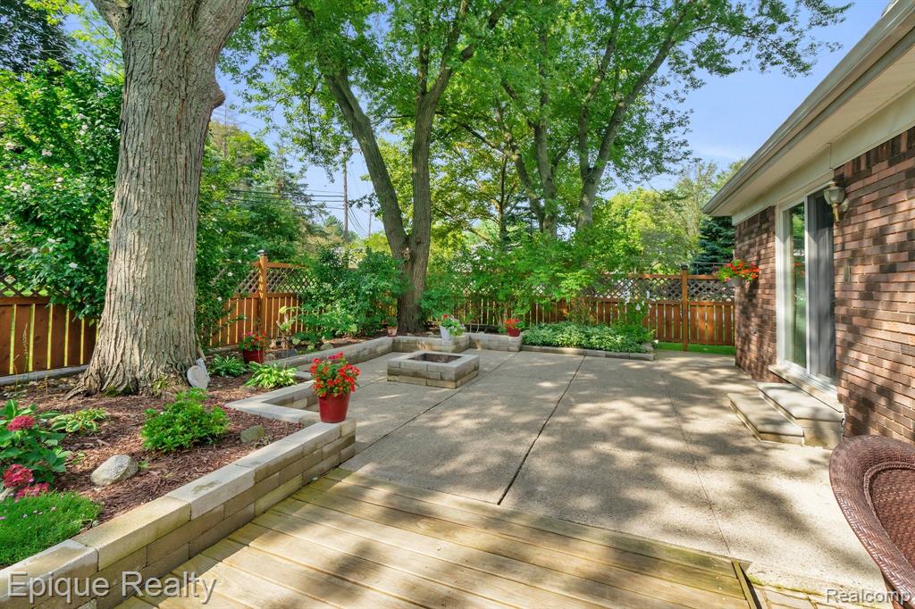 4102 Cherrywood Drive