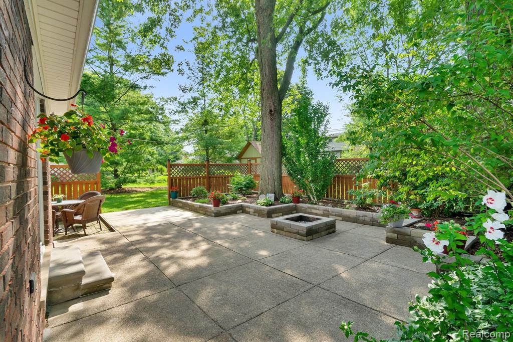4102 Cherrywood Drive