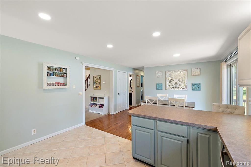 3324 W Drahner Road