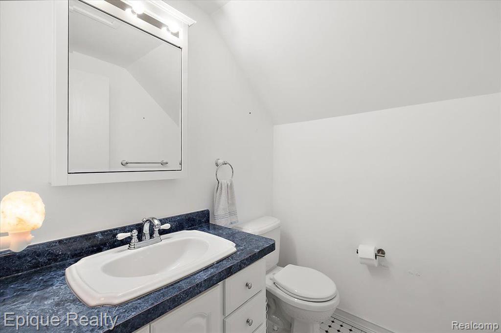 3324 W Drahner Road