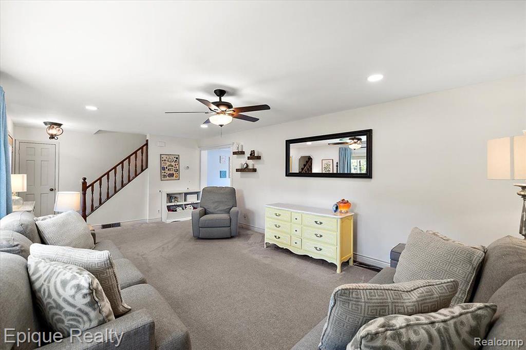 3324 W Drahner Road