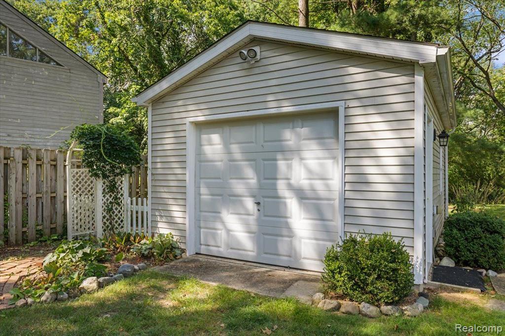 144 Oaklane Drive