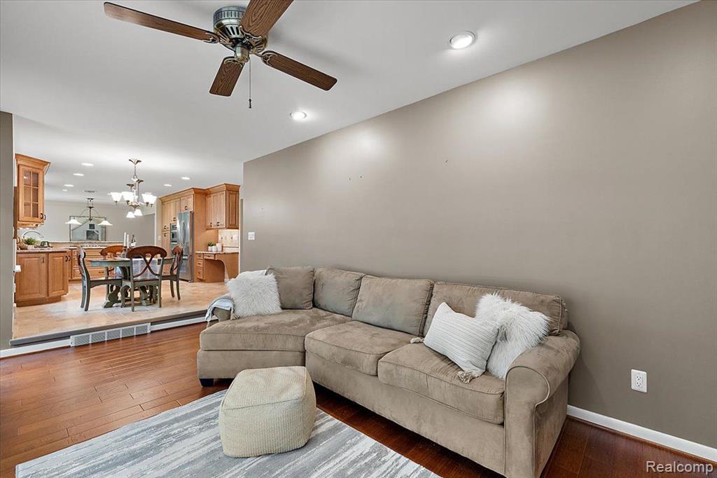 144 Oaklane Drive