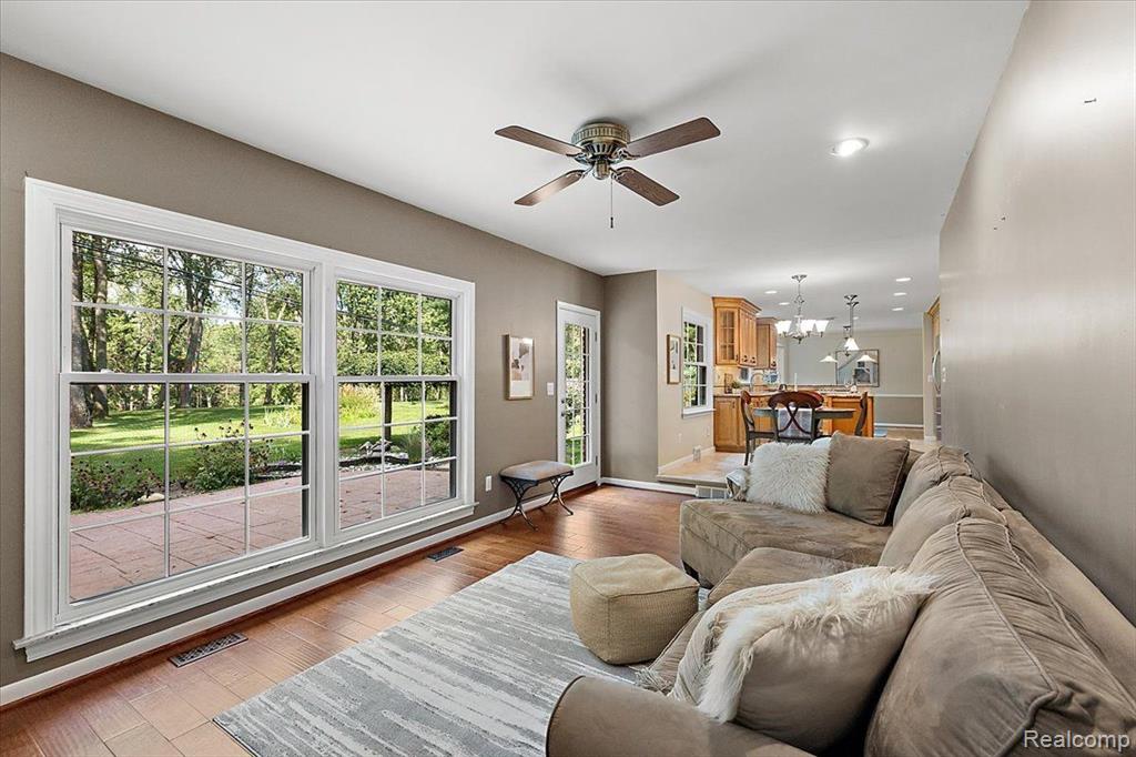144 Oaklane Drive