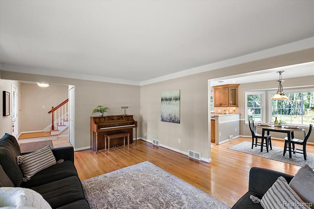 144 Oaklane Drive