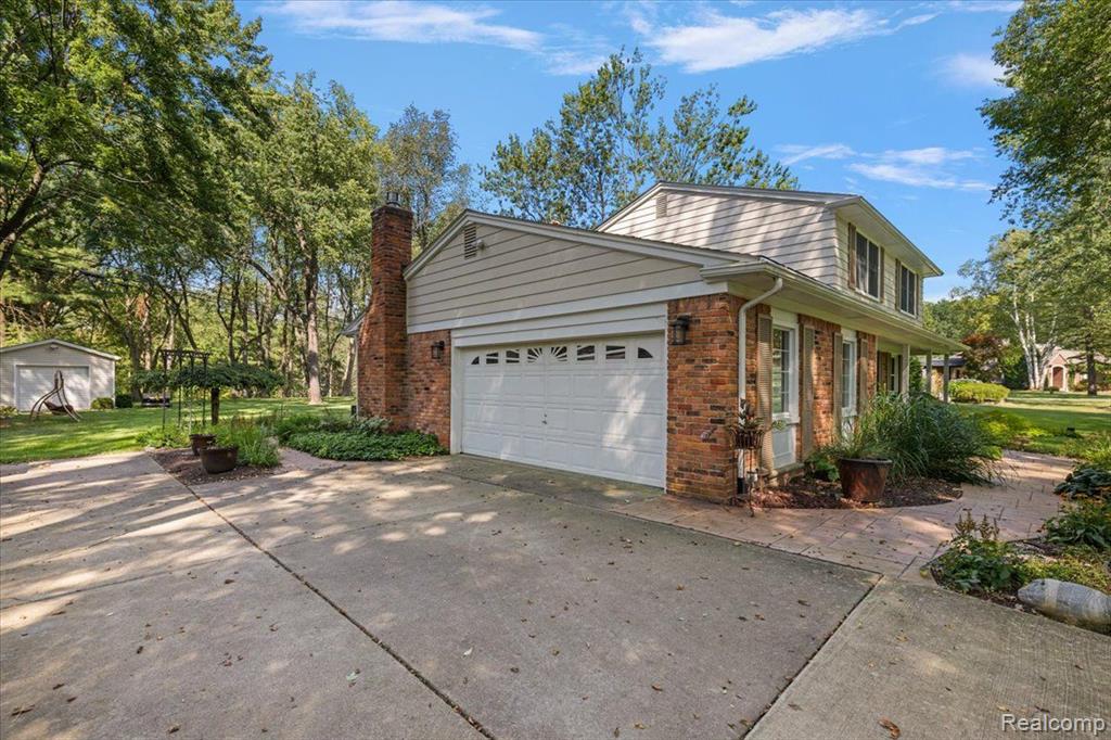 144 Oaklane Drive