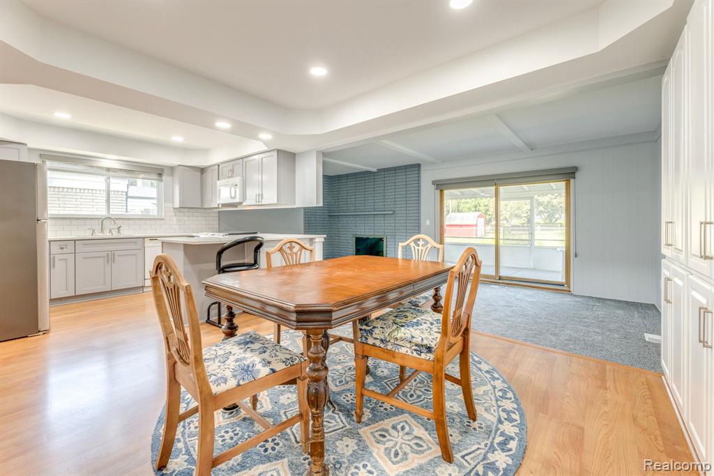 8641 Crestview Drive