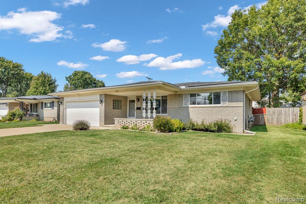 8641 Crestview Drive