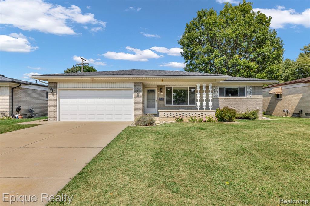 8641 Crestview Drive