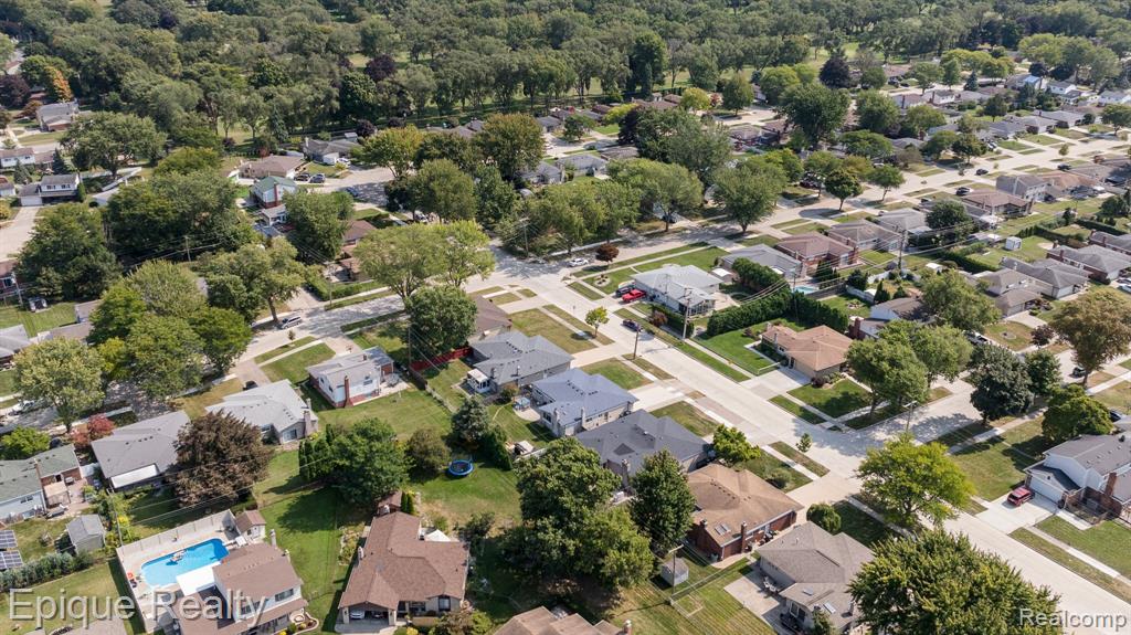 8641 Crestview Drive
