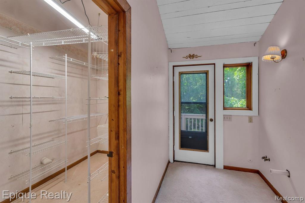 13095 Woodland Trail