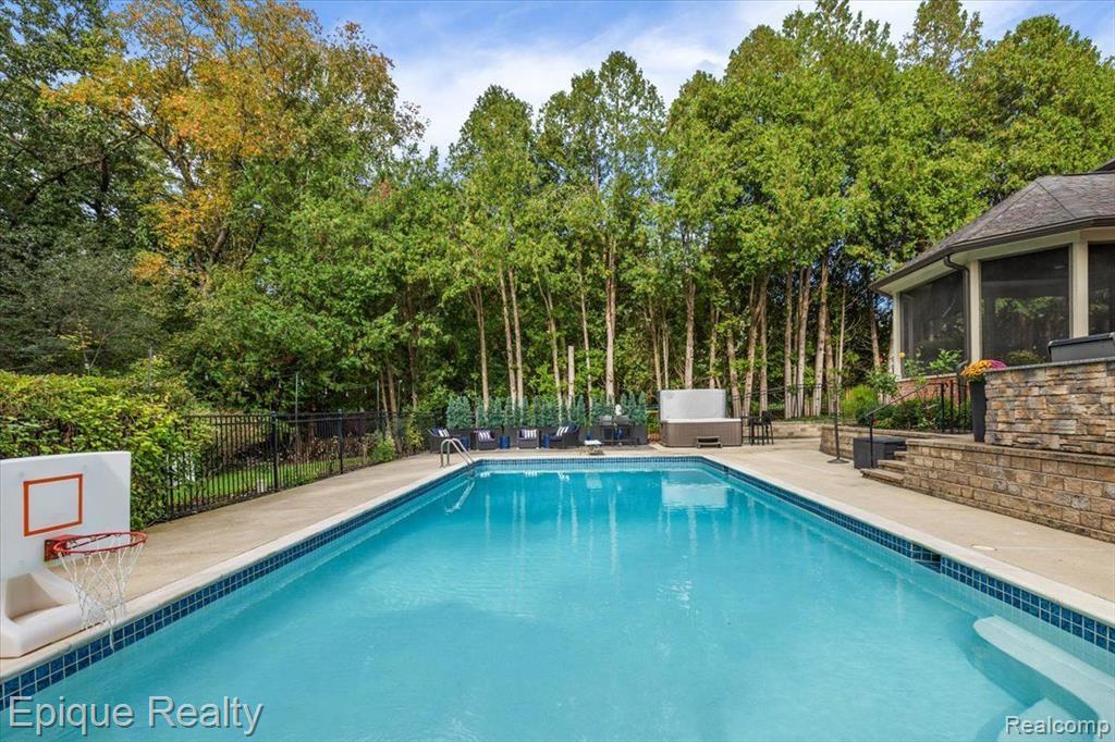 3111 Paint Creek Drive