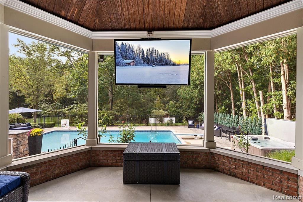 3111 Paint Creek Drive