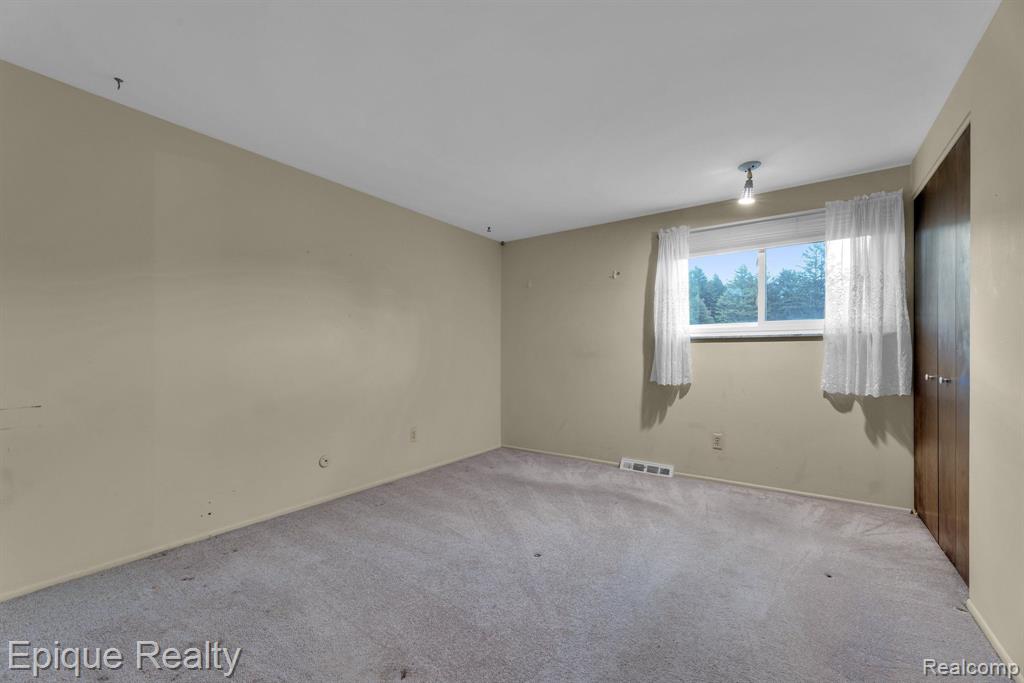 833 N Baldwin Road