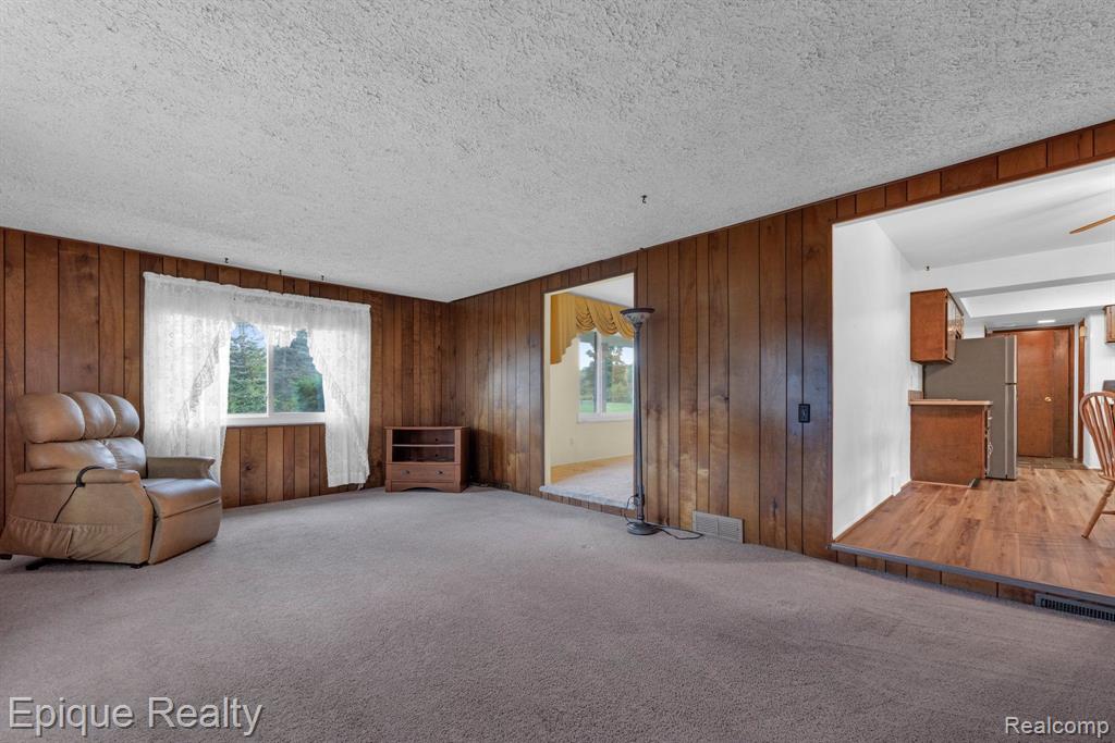 833 N Baldwin Road