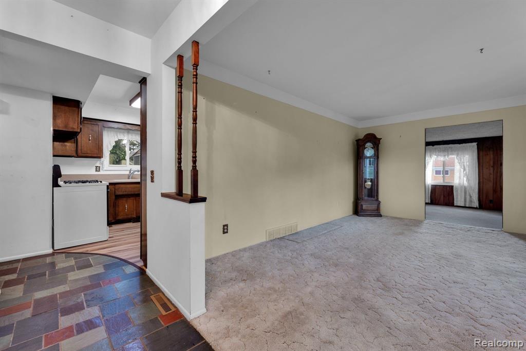 833 N Baldwin Road