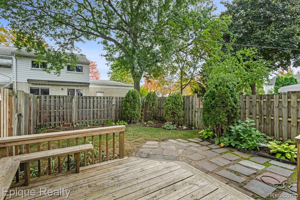119 Canterbury Trail Drive # 1