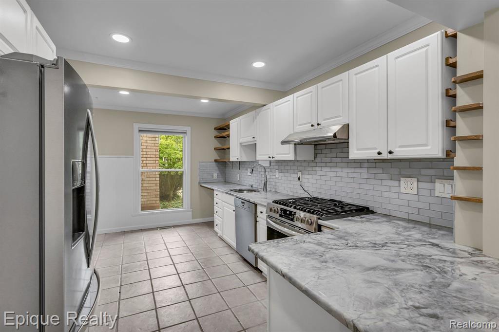 119 Canterbury Trail Drive # 1