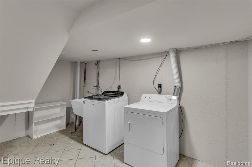 119 Canterbury Trail Drive # 1