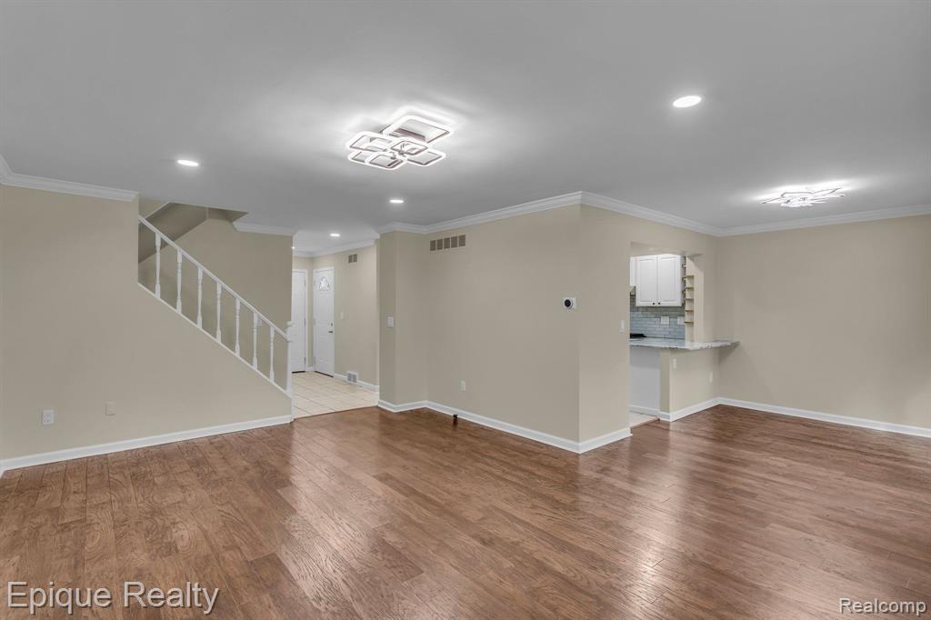 119 Canterbury Trail Drive # 1