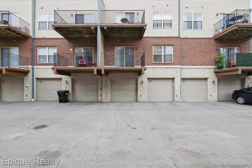 61 Winder Street # 79