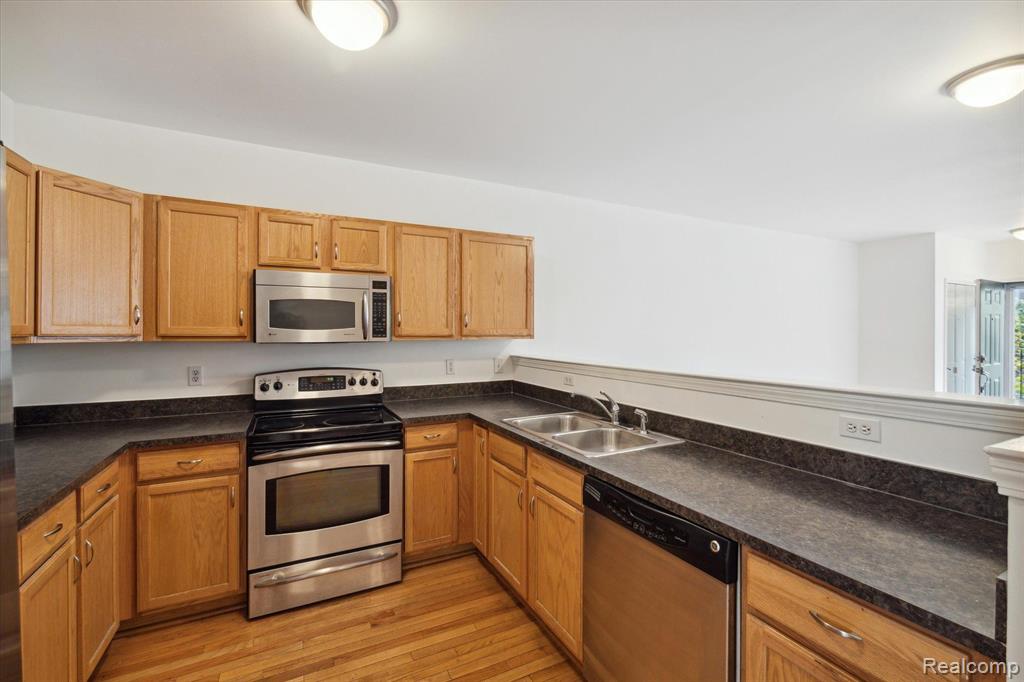 61 Winder Street # 79