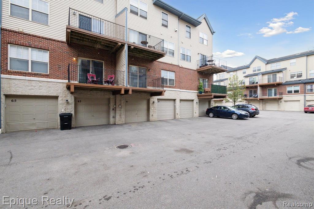 61 Winder Street # 79