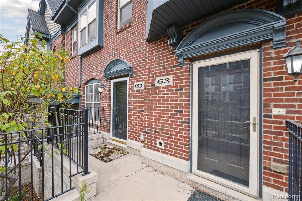 61 Winder Street # 79