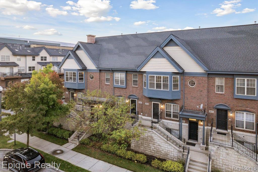 61 Winder Street # 79