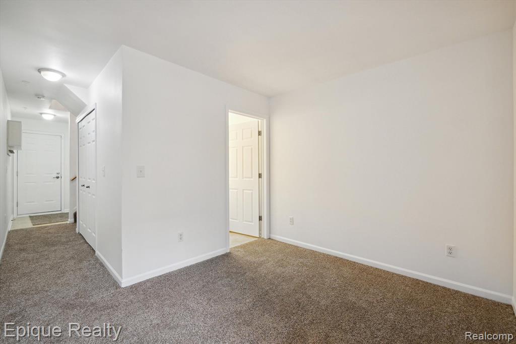 61 Winder Street # 79