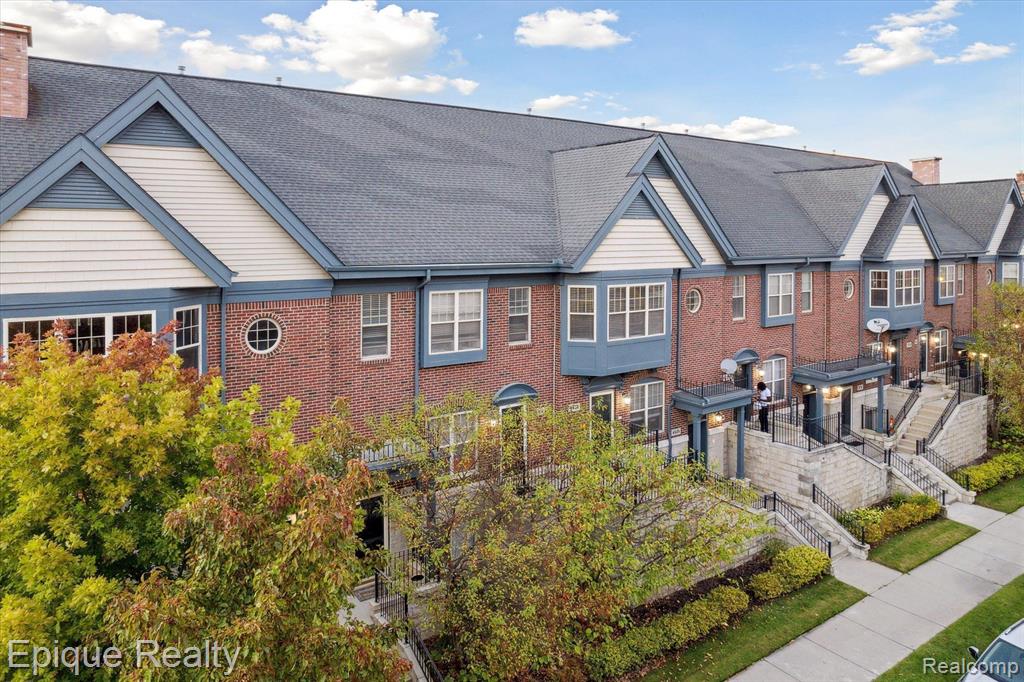 61 Winder Street # 79
